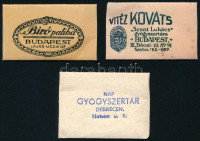 3 db régi gyógyszertári papír kapszula: Vitéz Kováts 'Szent Lukács' gyógyszertára, Bp.; Nap gyógyszertár, Debrecen; Bíró patika, Bp. Ca. 2,5x4 cm