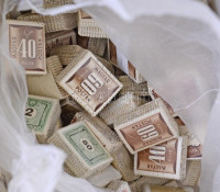 100 db magyar portó bündli az 1950-1990 közötti időszakból, dobozban