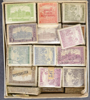 51 db Arató-Parlament bündli kis dobozban, hibák kereséséhez kiváló tétel / 51 bundles of 100 of Harvester and Parliament stamps