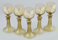 5db régi Römer pohár, fújt üveg, zománcfestett virágmotívumokkal, aranyozva, 1930 körül, hibátlan, m: 19,5 cm