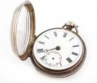 Ezüst (Ag) tokos zsebóra, 1880 körül, mechanikus szerkezettel, kulccsal, nem működik, jelzett. D: 45mm