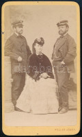 Füredi Keöd József (1839-1897) balatoni és dunai hajóskapitány, szőlész, hajózási szakíró és színész és testvérei: Keőd Gábor és Keöd Katalin. 1870 körül. vizitkártya 6x10 cm