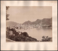 cca 1900 Como, kilátás a Comói-tóval, kartonra kasírozott fotó, 27x21 cm / Como, Veduta generale del lago / Como, general view with the lake, vintage photo, 27x21 cm