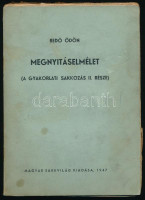 Bedő Ödön: Megnyitáselmélet. (A gyakorlati sakkozás II. része). H.n., 1947, Magyar Sakkvilág, 252+(1) p. Kiadói papírkötés, kissé sérült, koszos borítóval, kissé laza fűzéssel, sérült lapszélekkel.
