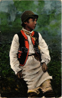 1910 Erdélyi népviselet. M.G. Orsova / Transylvanian folklore (szakadás / tear)