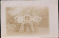 1913 Edzőtársak, megírt fotólap, 9×13,5 cm