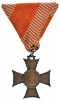 1913. 'Mozgósítási Kereszt / 1912-1913-as Emlékkereszt' bronz kitüntetés nem hozzávaló mellszalaggal T:VF Hungary 1913. 'Commemorative Cross, 1912-1913' bronze decoration with not own ribbon C:VF NMK 275